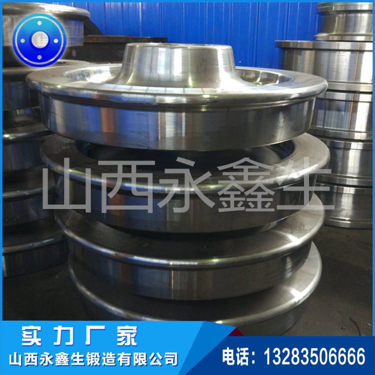 固转支承起重机